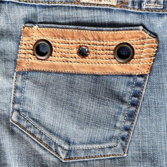 Frankie B. Vintage Light Blue Jeans with Tan Accents - Picture 5 of 8